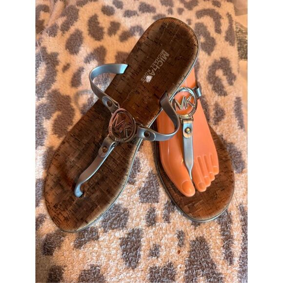 Michael Kors navy blue cork t strap flip flops sandals sz 11 silver - Picture 1 of 6